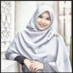 Delapan-Syarat-Pakaian-Wanita-Muslimah